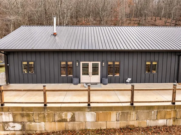 875 County Road 961, Green Forest, AR 72638