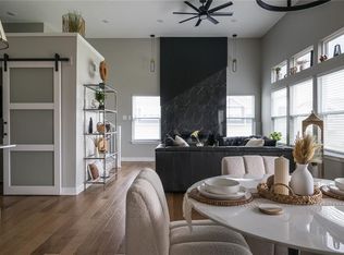 3711 SW Maryville Pl, Lees Summit, MO 64082