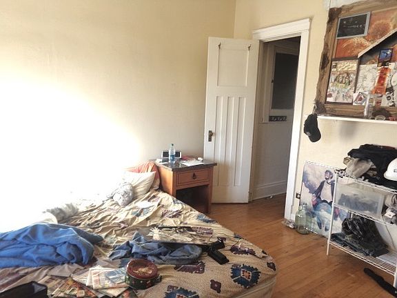 3rd image of 1540 Logan St APT 31