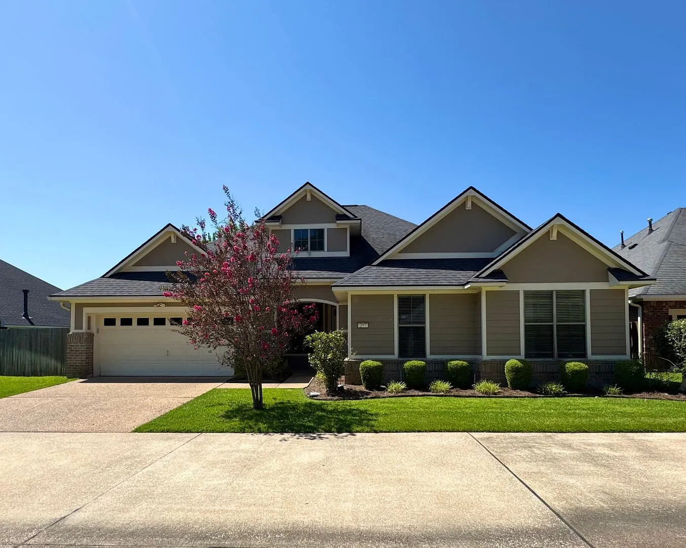 The Haven Neighborhood! — Photo 1