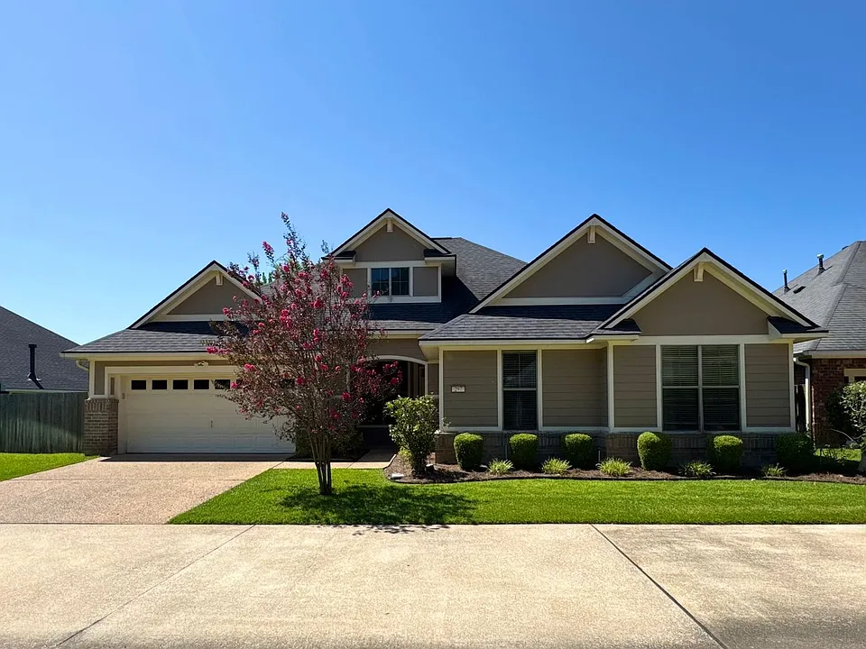297 Eagle Bend Way