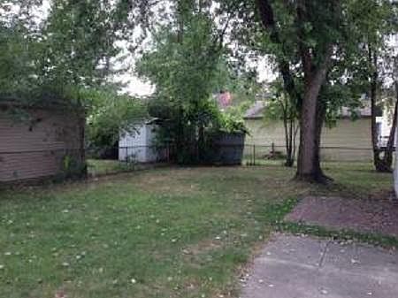 5th image of 1263 Hunter Ave