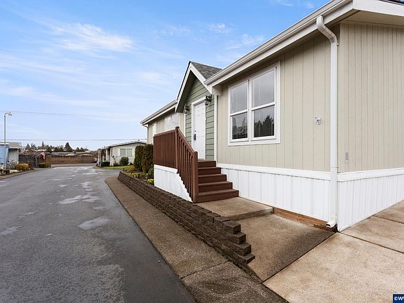 2nd image of 4995 Sunnyside W34 Rd SE