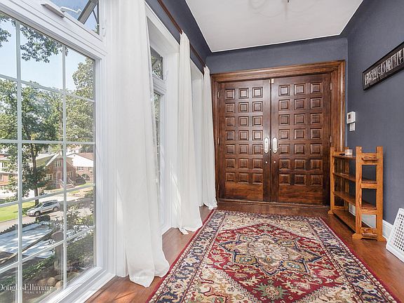 2nd image of 8609 Santiago St