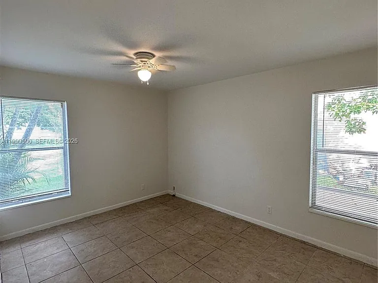 9841 Ridgecreek Rd — Photo 15