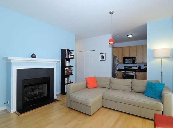 5th image of 1928 N Kedzie Ave APT 104