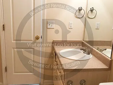 10718 Barberry Dr — Photo 11