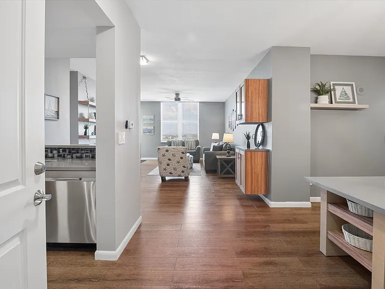 511 SE 5th Ave #2110 — Photo 7