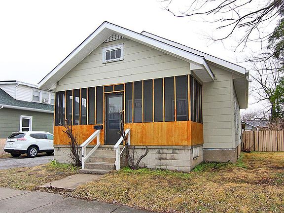 5th image of 10 N West End Blvd