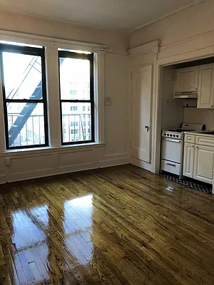 Rented by Town Residential | media 26