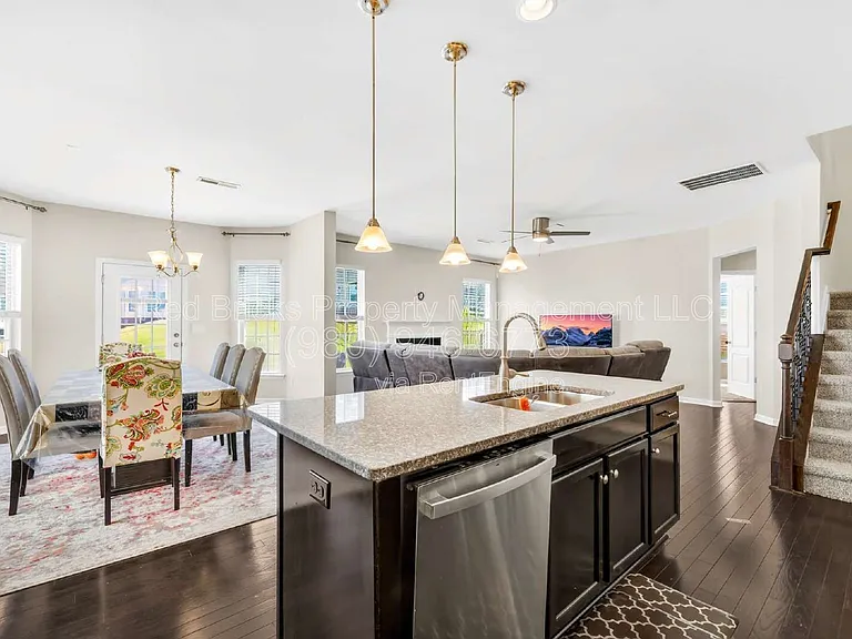 10677 Sky Chase Ave NW — Photo 16
