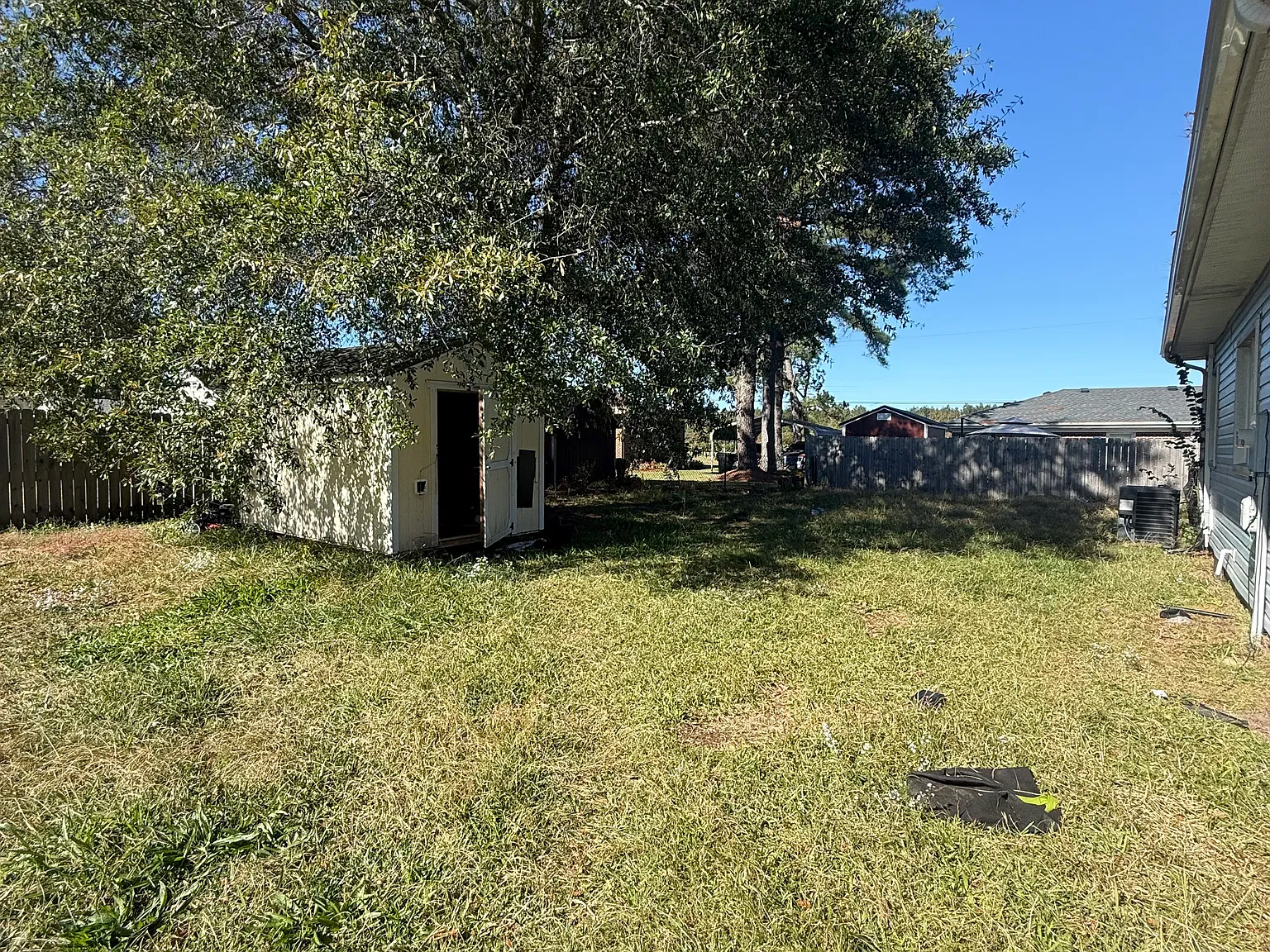 3 bed, 936 sqft, $1,895 — Photo 4