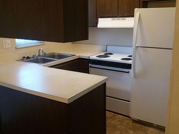 5th image of 2297 Forest Creek Dr S