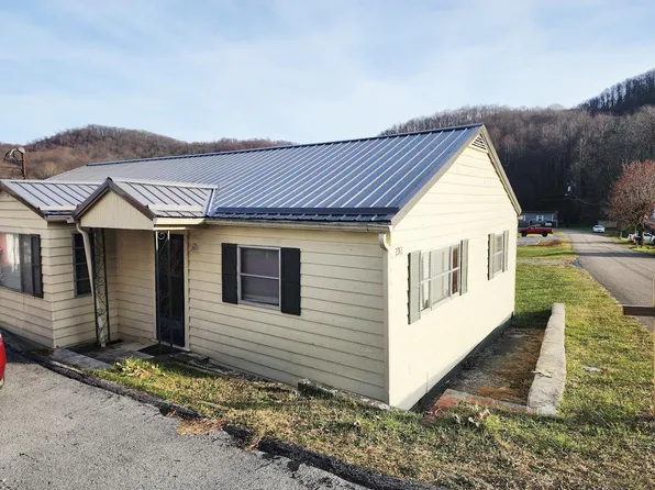 292 Byrd St, Bluefield, VA 24605
