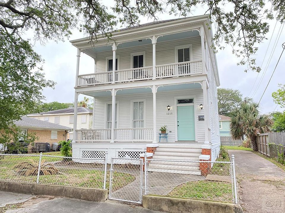 1st image of 1215 35th St