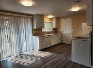 3420 Onyx St, Eugene, OR 97405