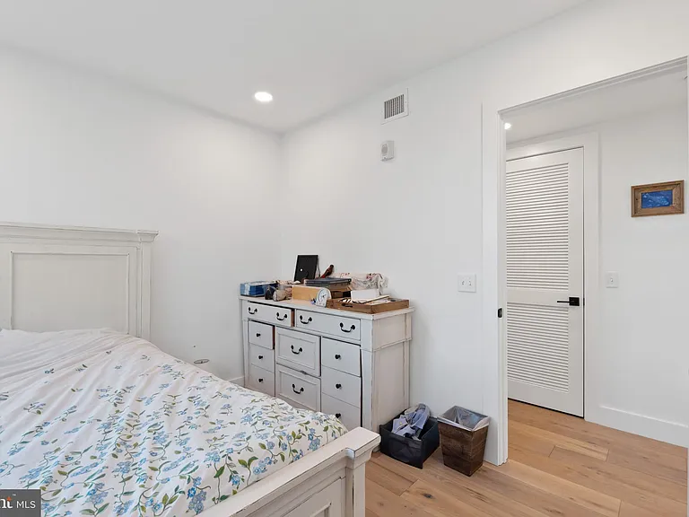 1245 N Pierce St #9 — Photo 18