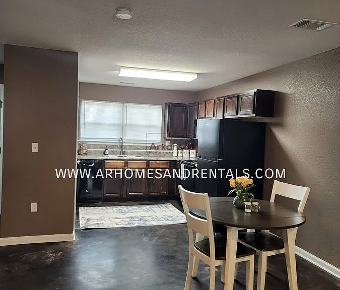 2506 Ridgeland Cir #2 — Photo 4