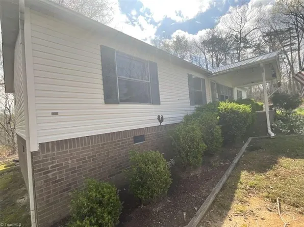 6605 Red Bank Rd, Winston Salem, NC 27019