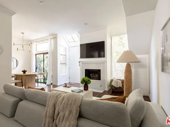 136 S Clark Dr APT 2, Los Angeles, CA 90048