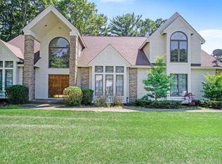 3920 Dunes Pkwy, Norton Shores, MI