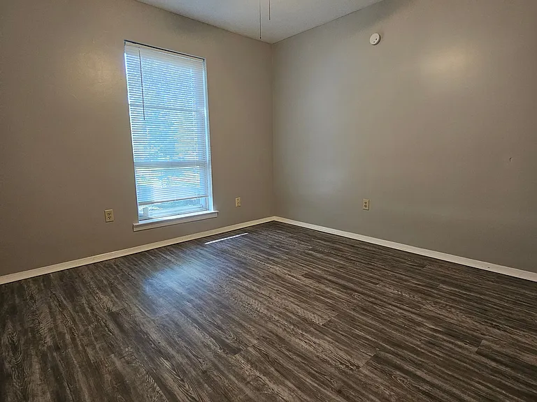 6685 Evergreen Cv — Photo 5