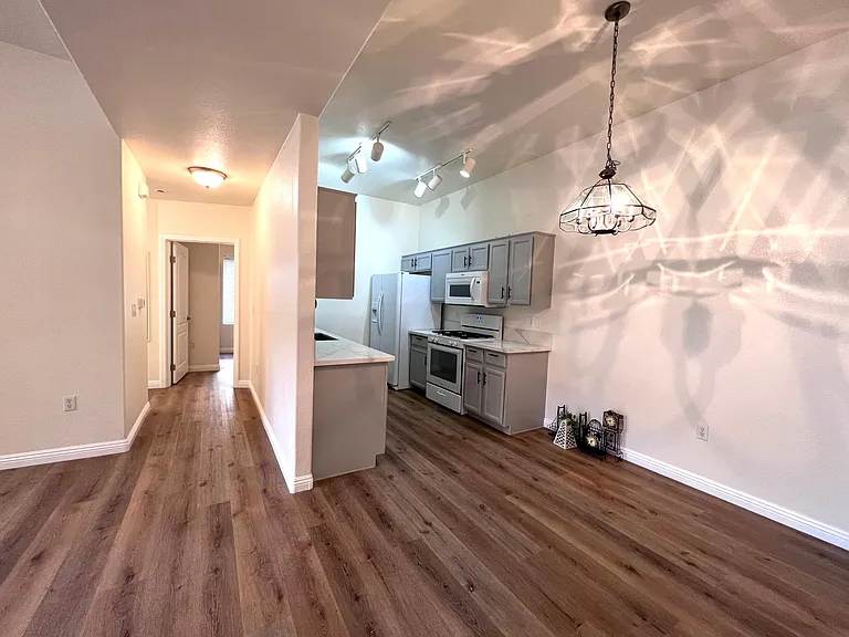 10640 Calico Mountain Ave — Photo 5