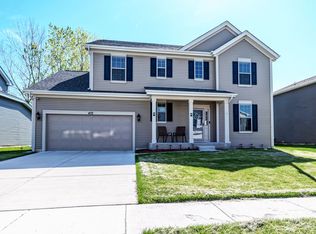 473 S Stone Bluff Dr, Romeoville, IL 60446