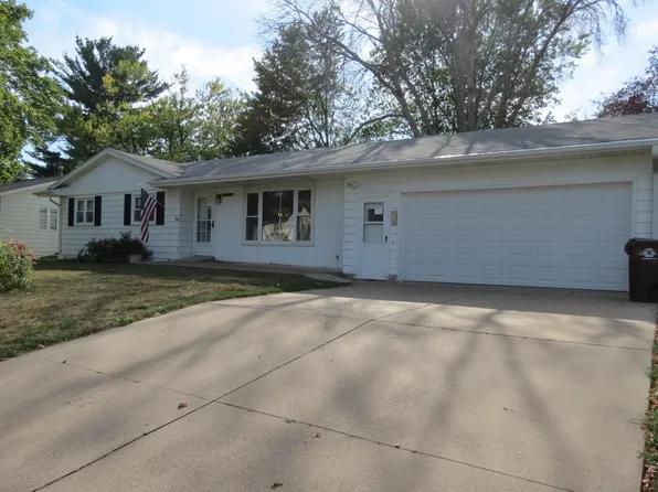 616 S 5th St, Maquoketa, IA 52060