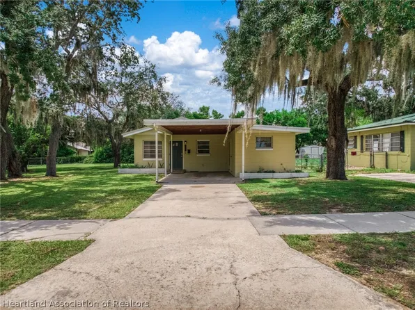 1304 Nahaw Ave, Sebring, FL 33870