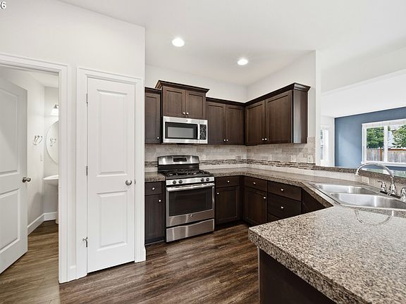4th image of 13314 SE Taralon Dr