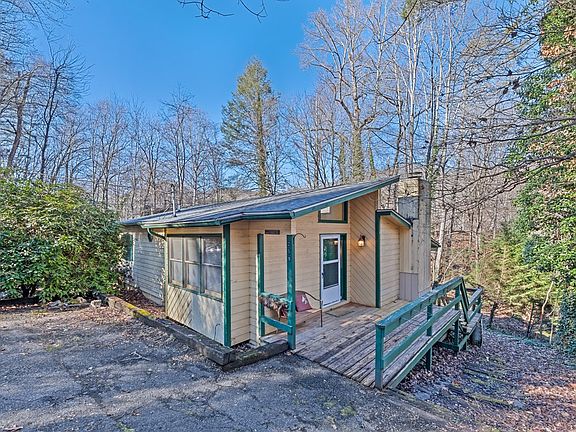 3rd image of 259 Hemlock Loop