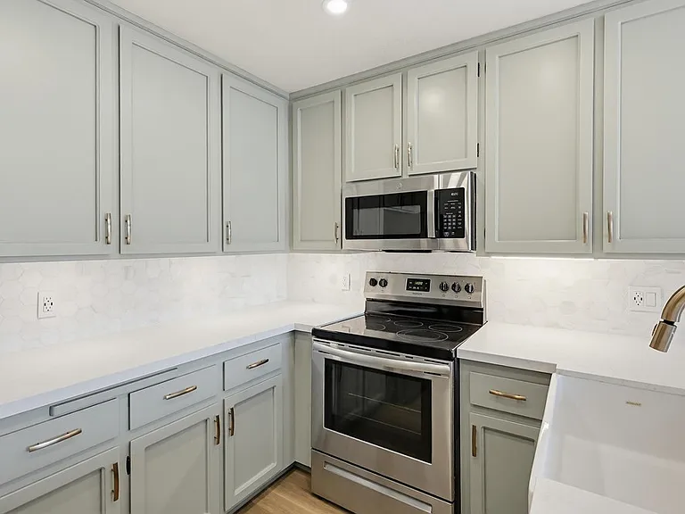 270 Dahlia Ave #9-1 — Photo 3