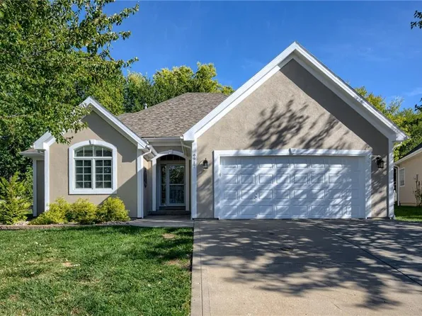 9917 N Hawthorne Ave, Kansas City, MO 64157