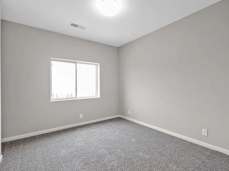 The Creek Apartments — Photo 44