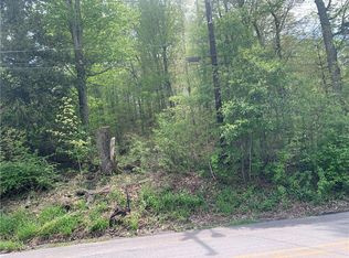 91 Lambert St, Central City, PA 15926