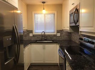 42720 Plymouth Hollow Dr #3, Plymouth, MI 48170