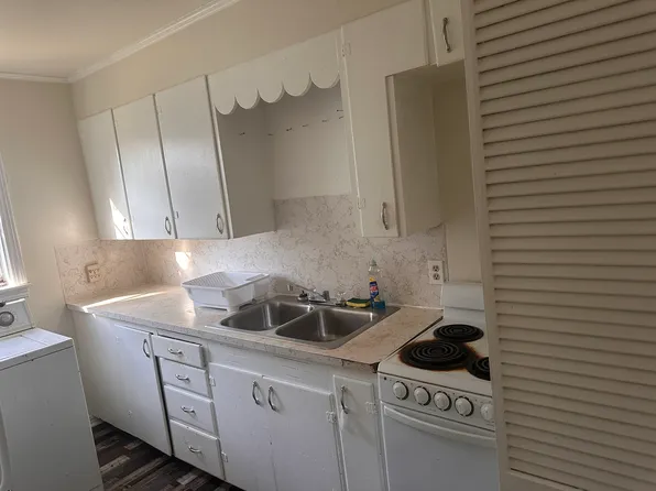 114 I St NW, Miami, OK 74354
