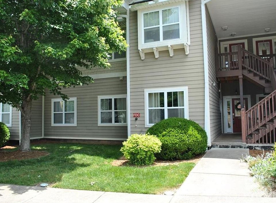 1st image of 20 Foxden Dr Unit 203