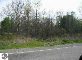 8821 Rose City Rd, Long Lake, MI 48743