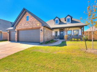 18437 Austin Pl, Edmond, OK 73012