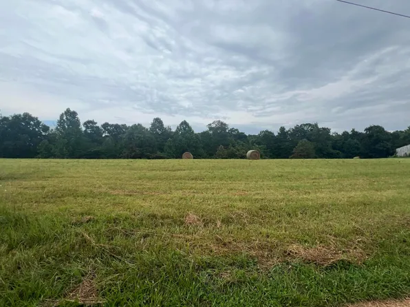 222 J Oaks Rd, Nancy, KY 42544