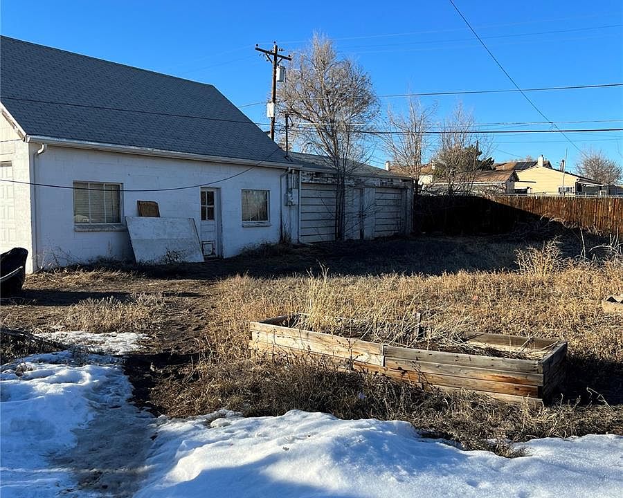 2nd image of 2167 W Baker Avenue