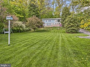 1647 Ridgewood Rd, York, PA 17406