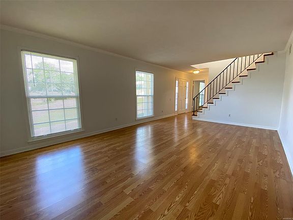 2nd image of 34 Goff St