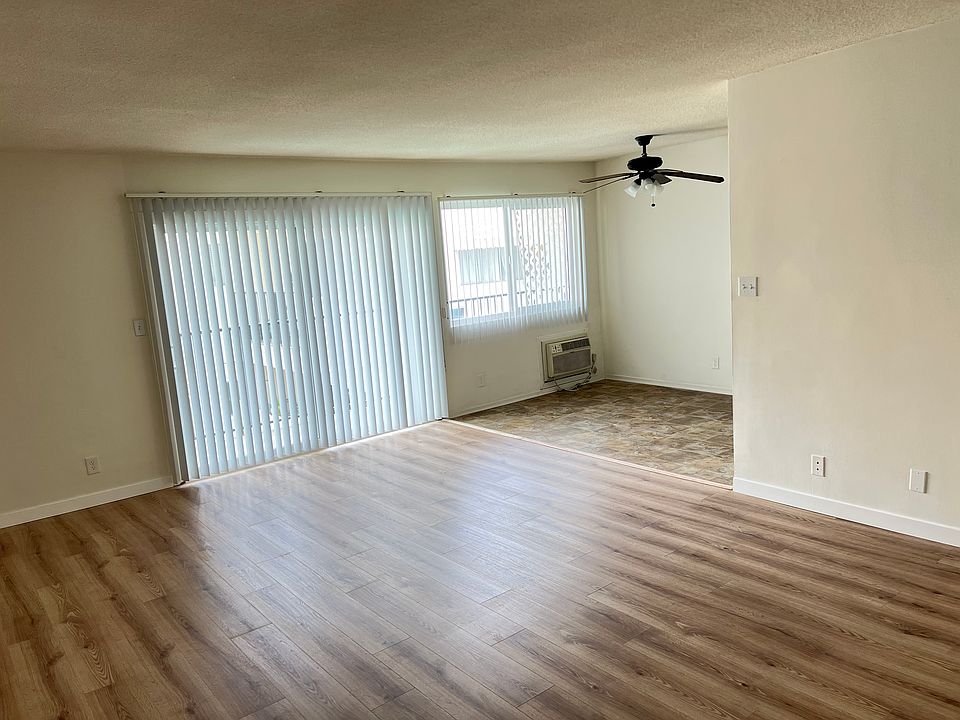 1st image of 8625 Forbes Ave #13