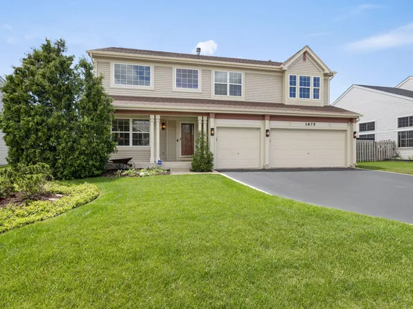 1675 Seaton Ln, Elgin, IL 60123
