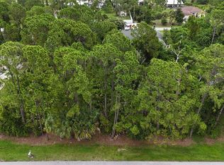 7 & 8 McCorkle St, North Pt, FL 34291