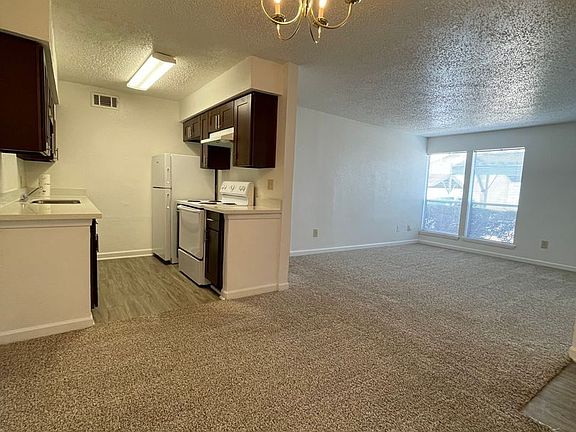 2nd image of 11900 Barwood Bend Dr #116