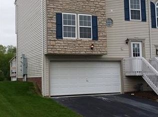 221 Manor View Dr, Manor, PA